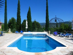 Appartement entièrement équipé avec piscine